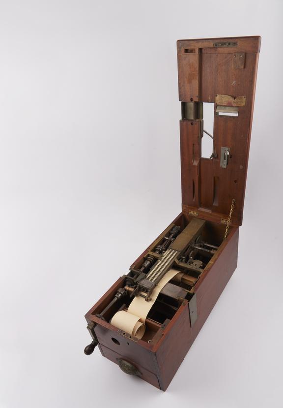 Cash register by G.H. Gledhill & Sons Ltd., Halifax, no.79103