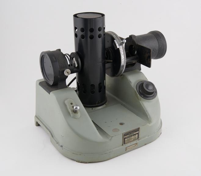 Hilger Spekker absorptiometer (Serial No. H 560. 301) c. 1945