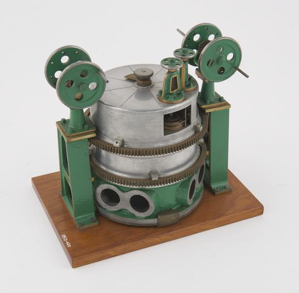 Model of purifier centre valve.