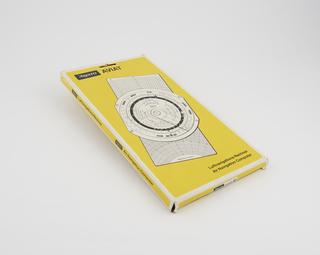Zipped case and box for air navigation computer