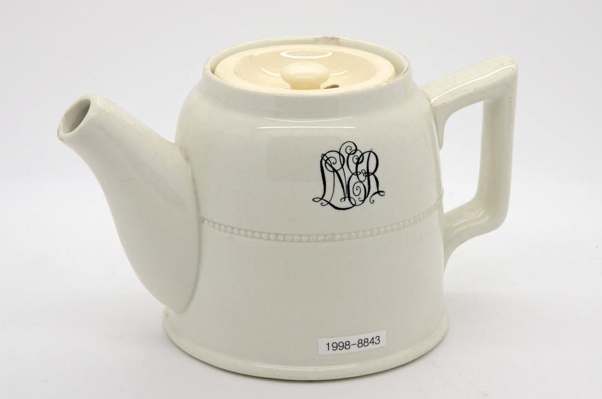 China teapot, London & North Eastern Railway