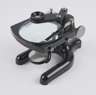 Simple (single-lens) dissecting microscope