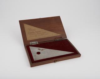 Bing's "Circular Square"