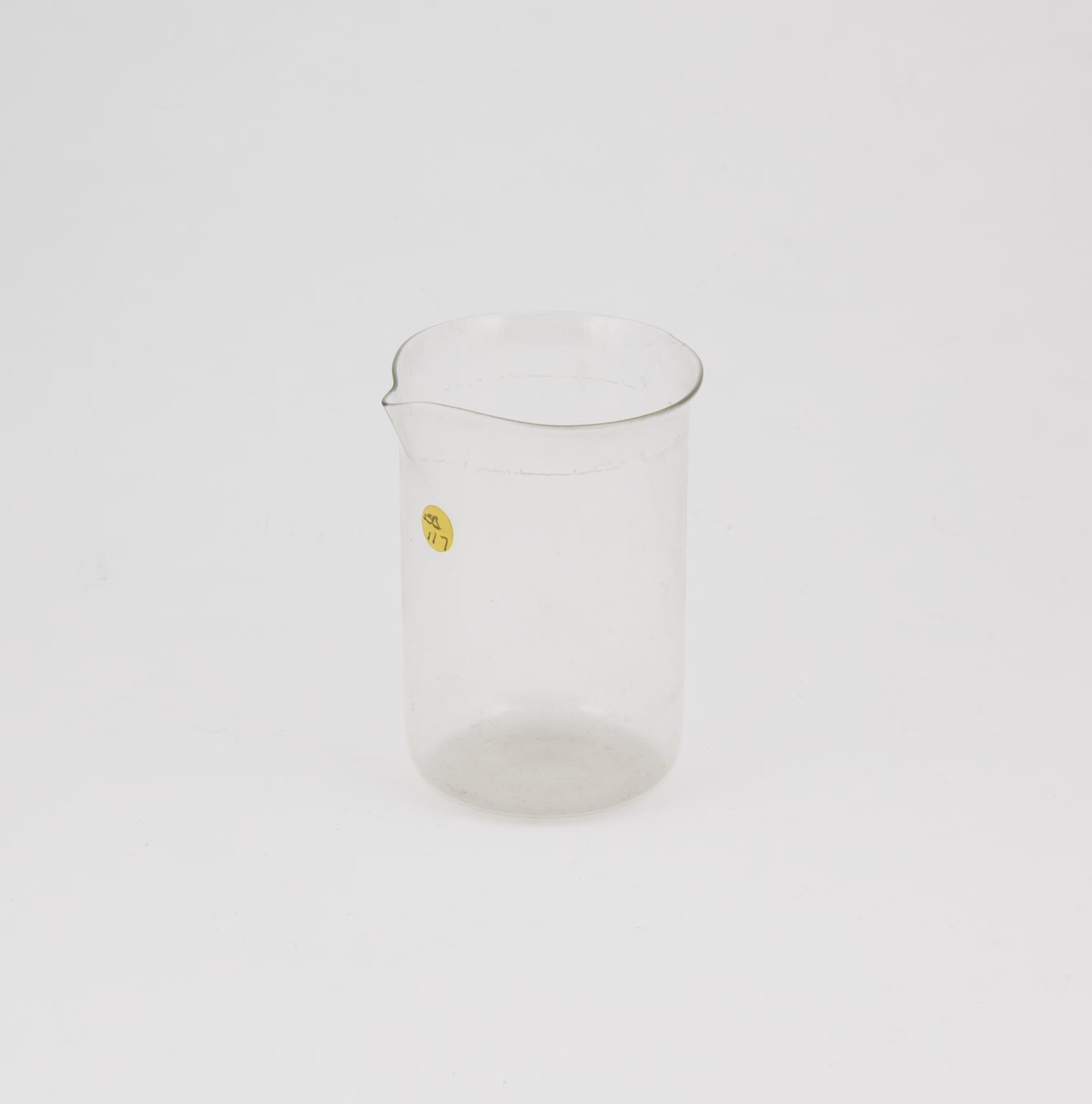Beaker with spout | Science Museum Group Collection