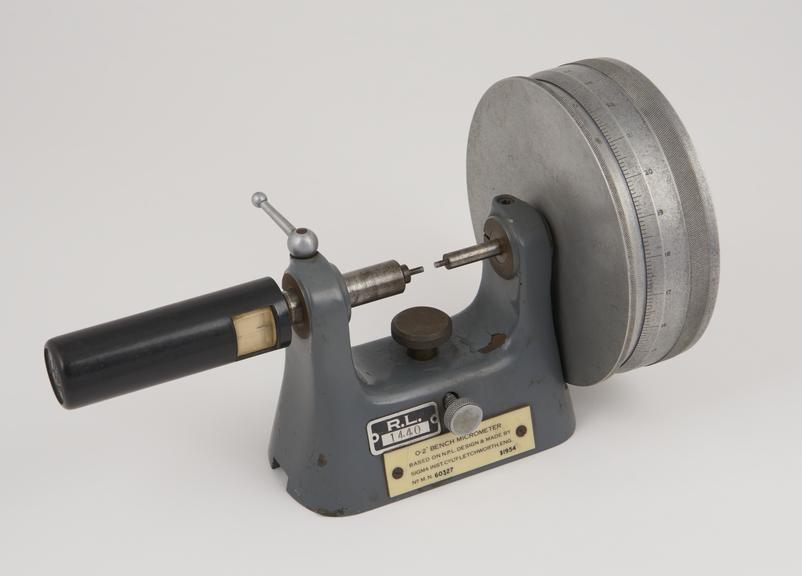 '0-2' bench micrometer based upon N.P.L