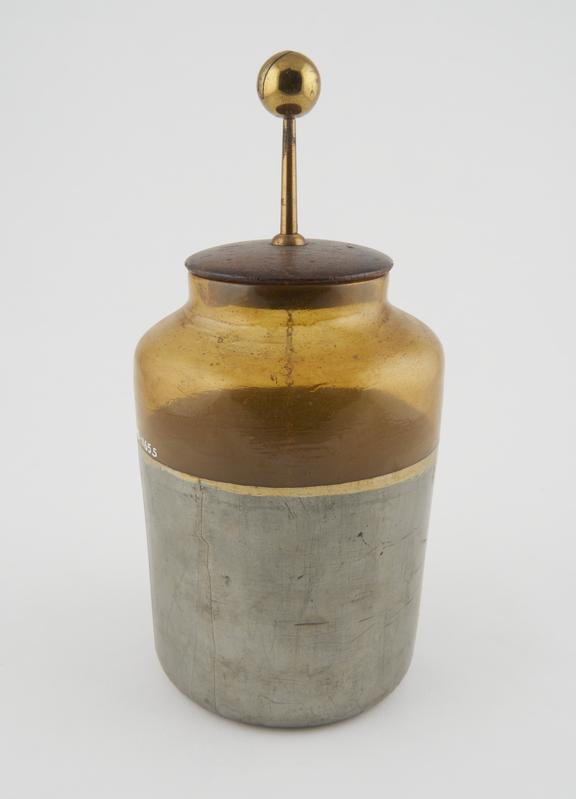 Leyden jar | Science Museum Group Collection