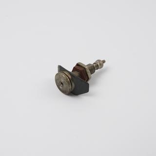 Motor car tyre valve