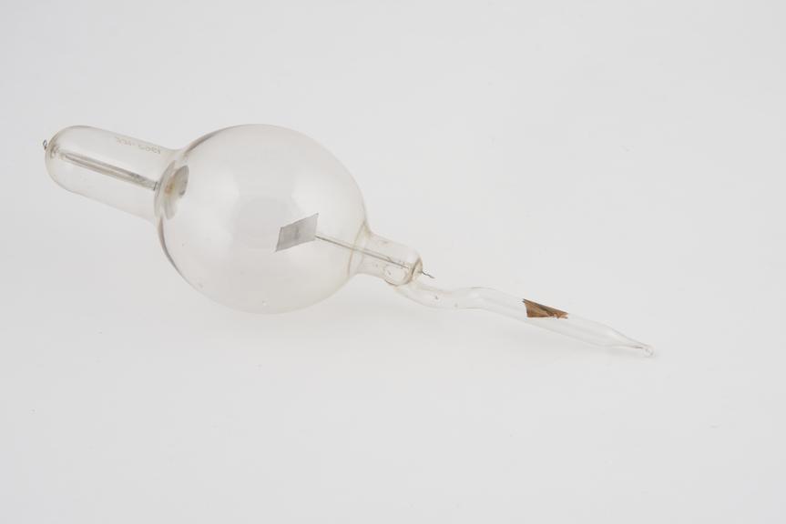 Jackson focus x-ray tube, unsigned, Europe, 1896-1904.