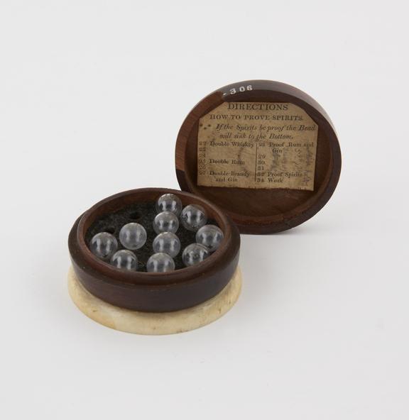 Set of specific gravity balls, for proving spirits