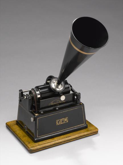 Edison 'Gem' phonograph, 1903.