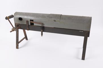 Jamin interferometer built by Dr. H.Kuln using two thin half-silvered sheets of glass separated by ball bearings