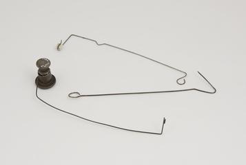 Wire guides for knitting machine