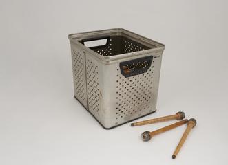Box of pirns
