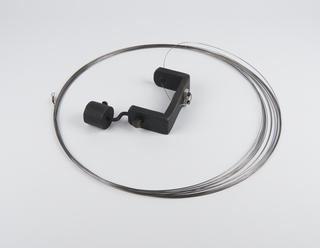 Wire and attachment for Demonstration Foucault Pendulum