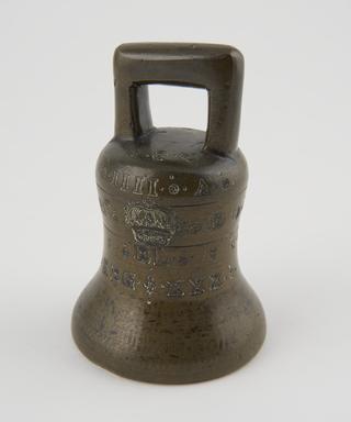 Queen Elizabeth's Exchequer standard avoirdupois bronze weight