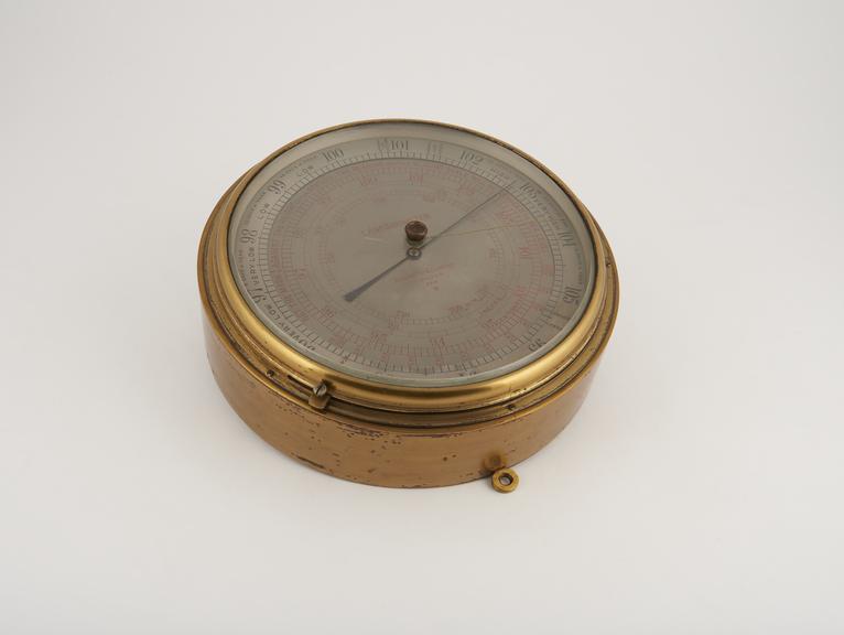 Aneroid Barometer, graduated in centibars, for land use