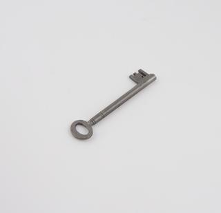 Key for Tann's 3 1/2 inch reliance guarded five lever flush latch