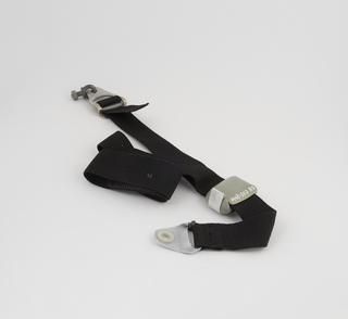 Seat belt buckle grip