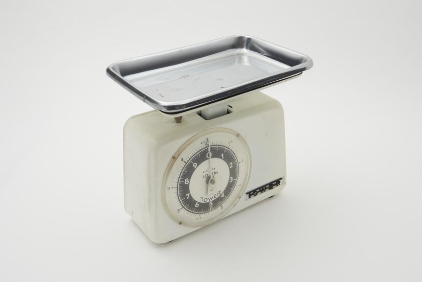 Tower brand kitchen scales, 10lbs., spring platform type, c1960.