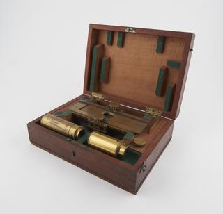 Amici double image eyepiece position micrometer (in fitted wooden case) and M.S. note