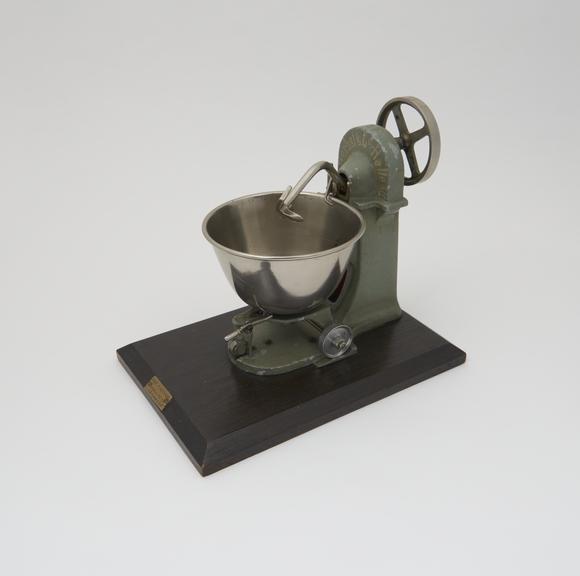 Scale model of Herbst-type dough mixer, 1910-1916