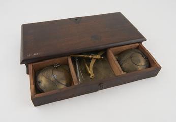 Portable beam balance