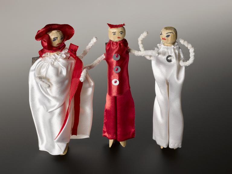 Dolls used to illustrate how haemophilia is inherited