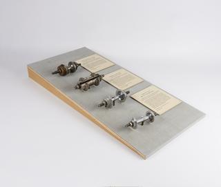 Front Airlite duralumin and special alloy steel cycle hub