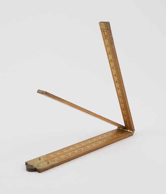 Folding wood measure, 24 3/4 inches in length