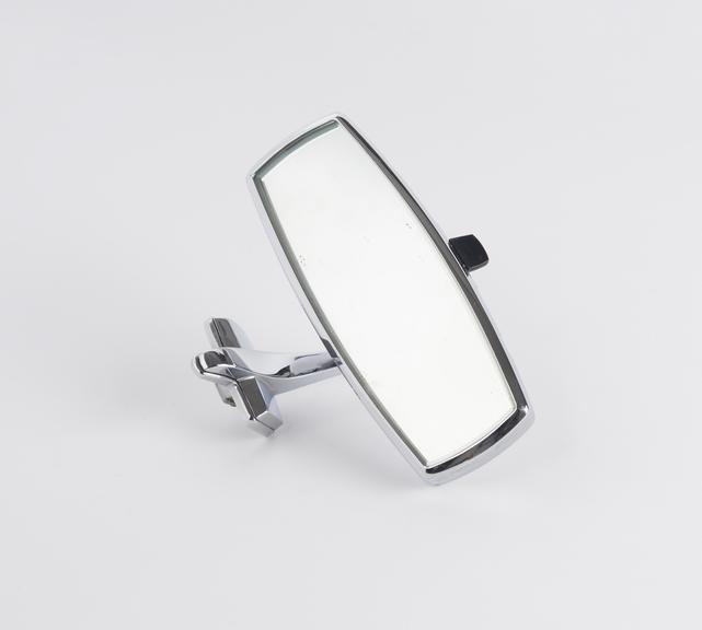 Pivoting rear-view mirror with anti-glare device for motor