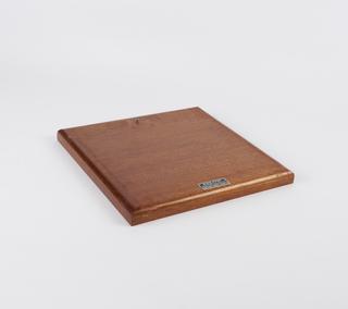 Wooden display board for Shellwin bicycle wheel