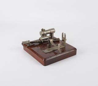 Sturmey-Archer three-speed cycle hub, 1929