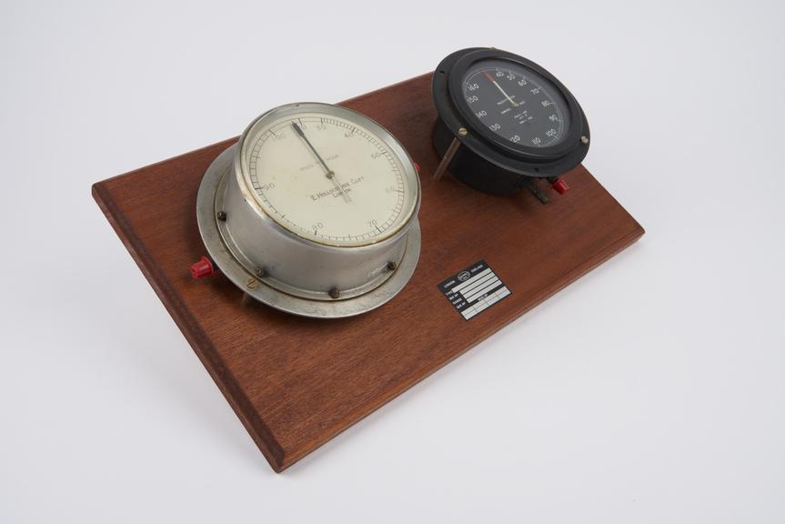 Aircraft instrument: air apeed indicator by E