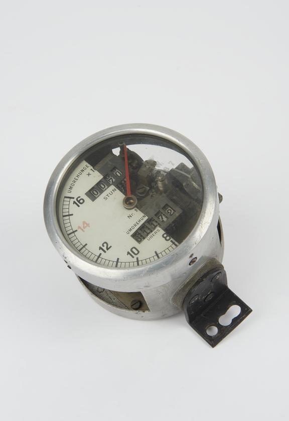 German clock type Revolution Counter and Indicator No. 988