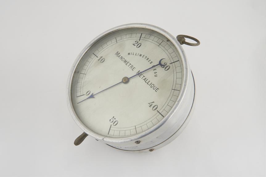 Manometer Metallique No. 9094, made in France