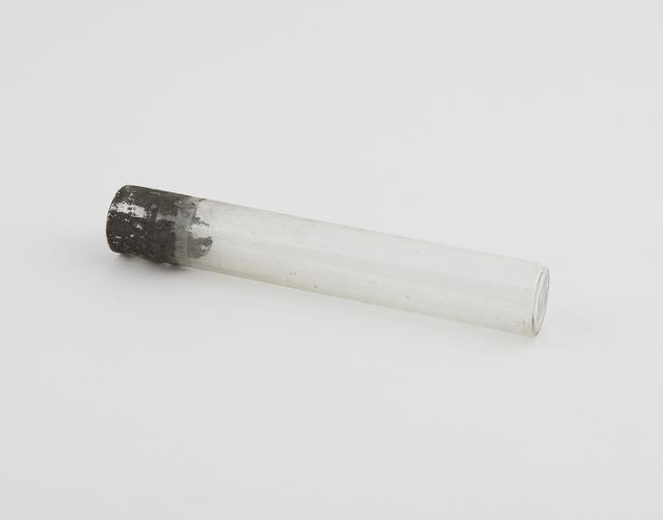 Flat-bottom test tube, W: 22mm x H: 120mm, British, 1907-1912