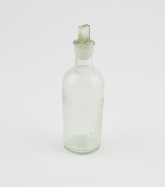 Green glass weighting bottle and glass stopper