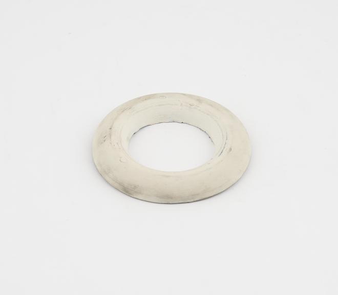 Rubber seal, 1 of 2, H: 15mm x W: 95cm, British, 1907-1912