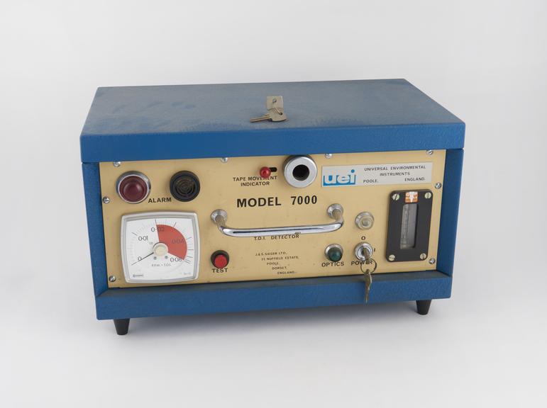 Toxic gas monitor for isocyanates