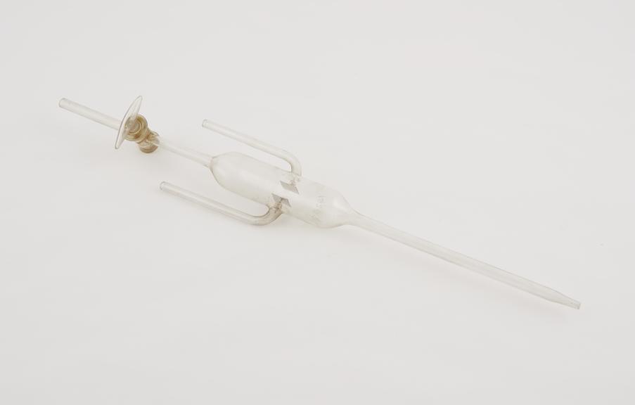 Pipette electrode, Baird and Tatlock cat. no.A4025