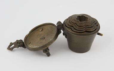Nest of six bronze 17th century Persian commercial weights