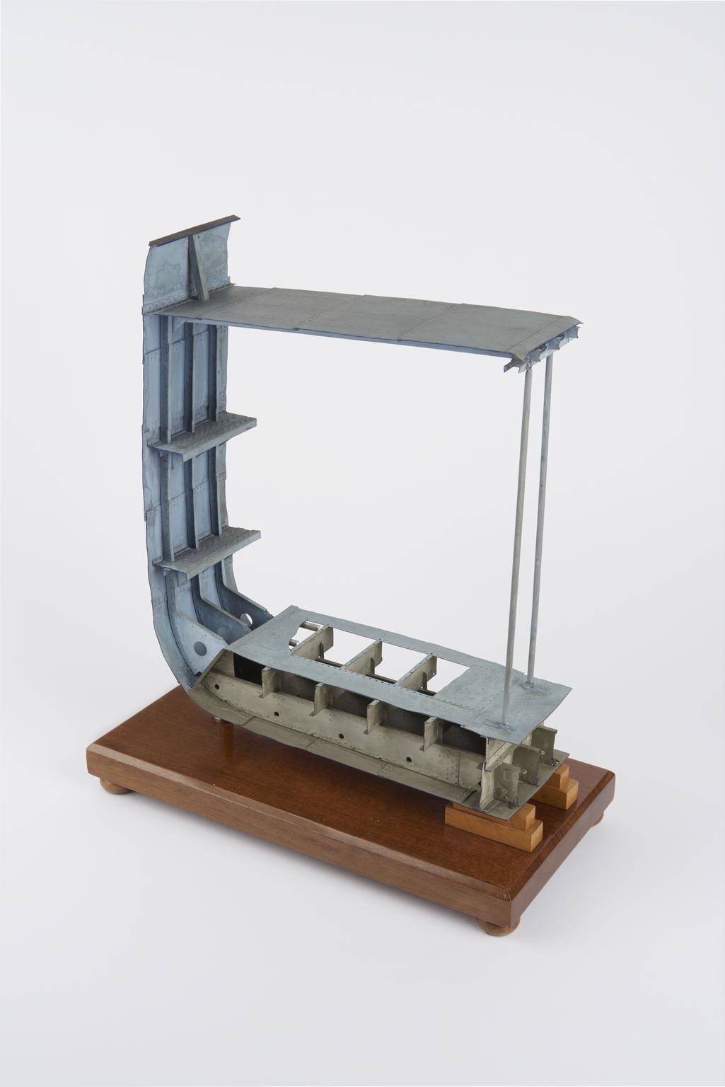 Half section model, of 'Deep Frame' ship construction | Science Museum ...