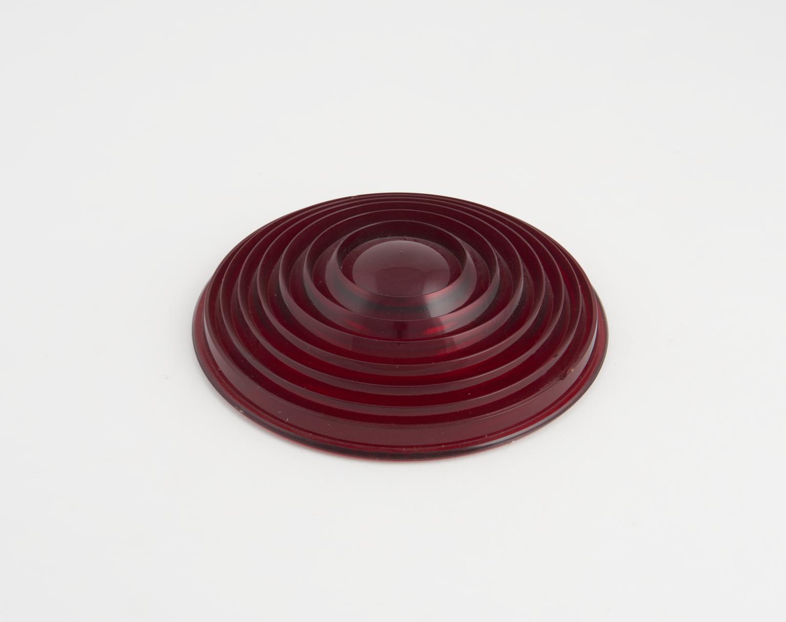 Selenium glass signal lens | Science Museum Group Collection
