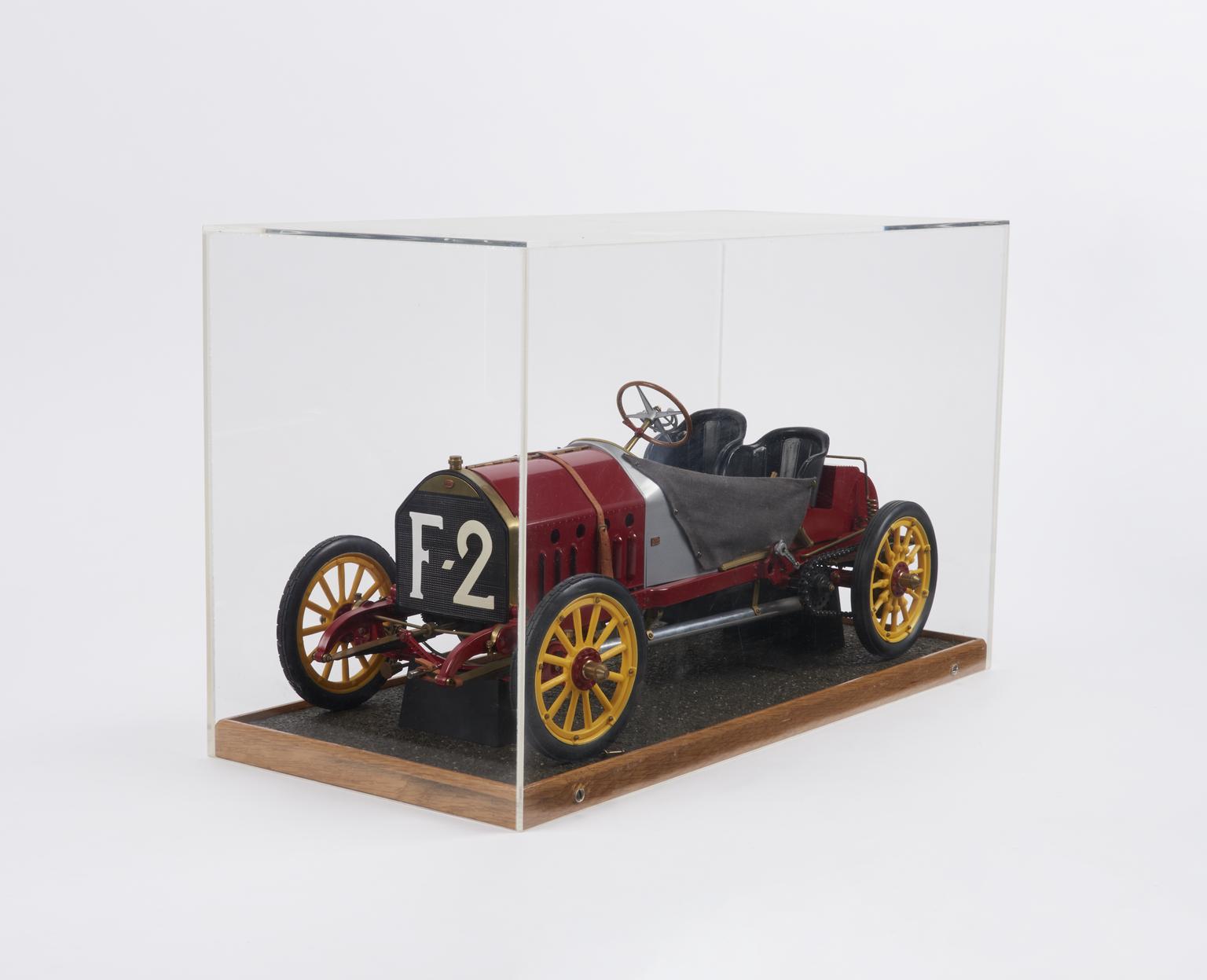 Fiat sports car, 1907, scale model in a glass case