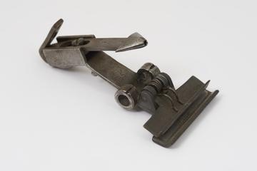 Knitting machine part