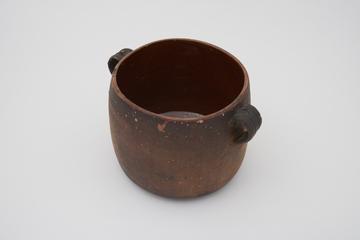 Earthenware casserole dish