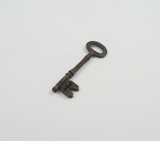 Key for Chubb's seven inch double-sided 6 lever detector spring rim lock