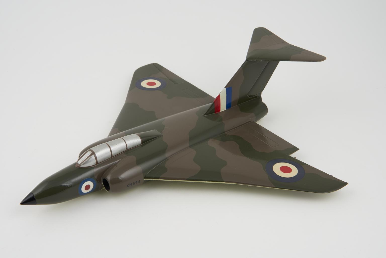 Desk model of Javelin F(AW) 6 aircraft. | Science Museum Group Collection