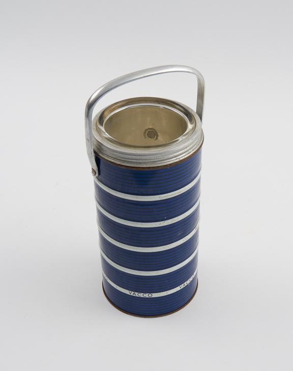 Thermos flask as used in collecting organics from air drawn