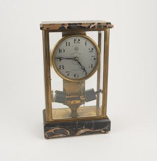 To 4-glass electric pendulum clock, with mechanical contacts